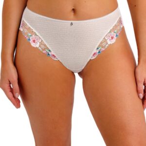 FANTASIE String Lillia White